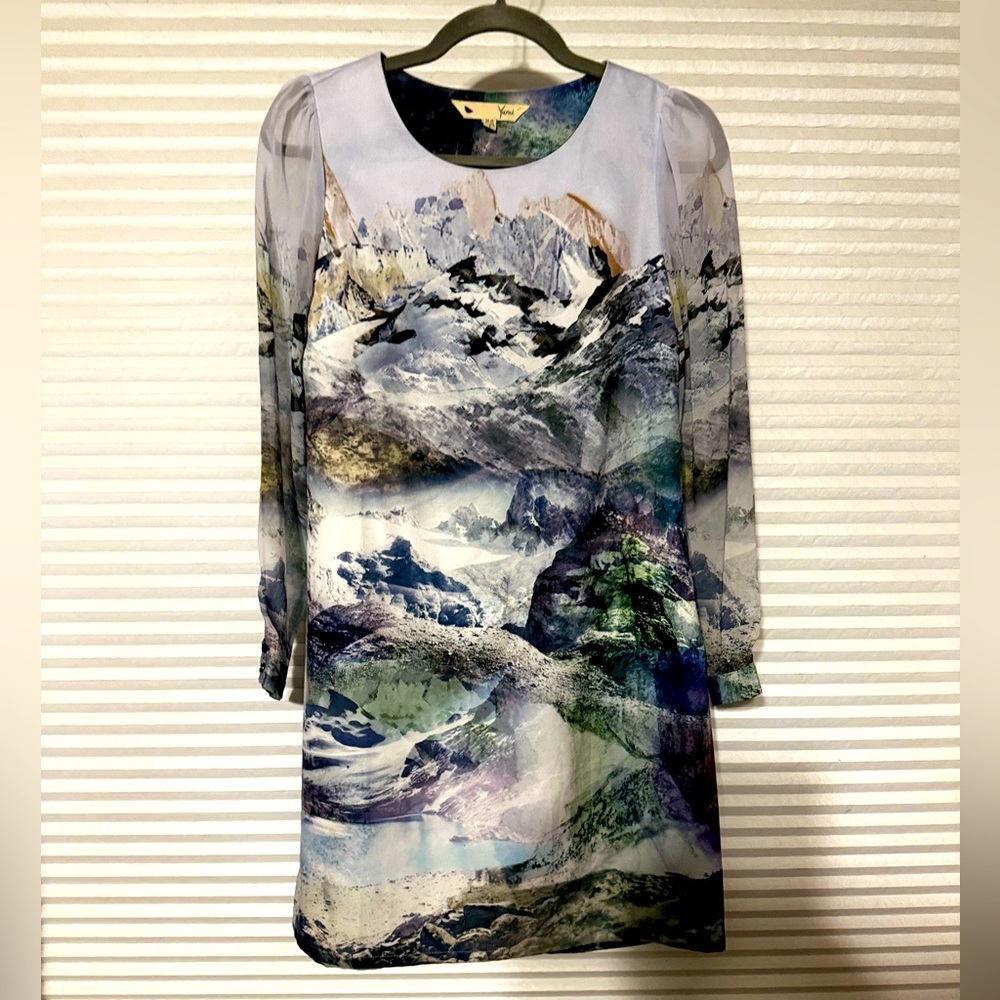 Euc Yumi Mountain Landscape Mini Dress Size 2/4 Small Women's Long Sleeve Blue